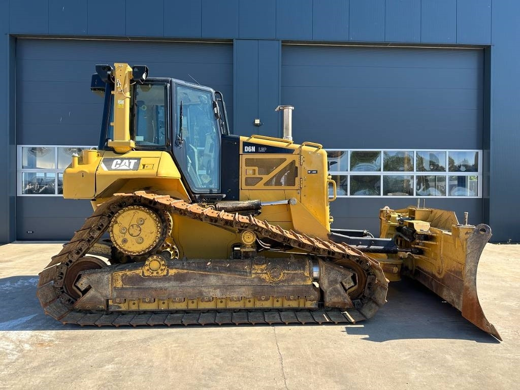 CAT D 6 N LGP - Bulldozer: das Bild 1 CAT D 6 N LGP - Bulldozer: das Bild 1