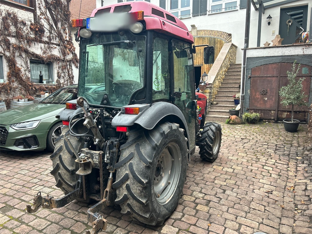 Case IH JX 1075 V (2007) - Traktor: das Bild 4 Case IH JX 1075 V (2007) - Traktor: das Bild 4