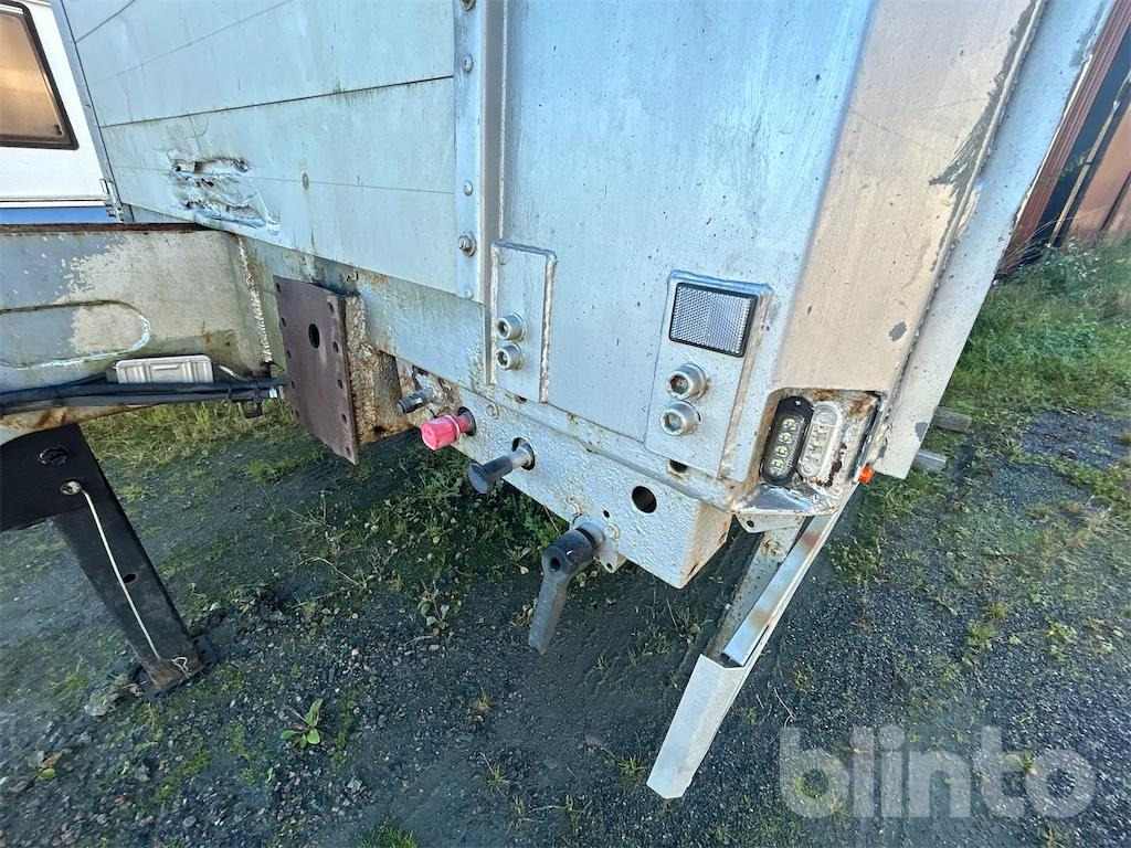 FLIEGL FLT 220 - Pritschenanhänger/ Plattformanhänger: das Bild 5 FLIEGL FLT 220 - Pritschenanhänger/ Plattformanhänger: das Bild 5