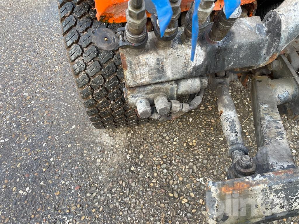 Schneeräumfahrzeug Holder 202 (2007): das Bild 22 Schneeräumfahrzeug Holder 202 (2007): das Bild 22