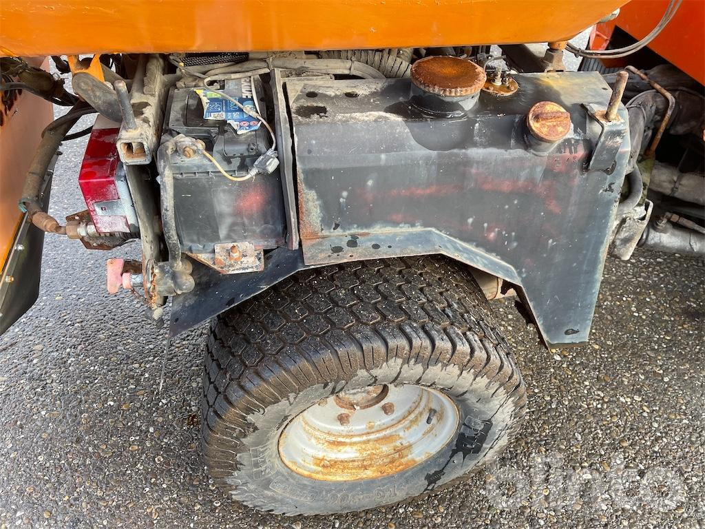 Schneeräumfahrzeug Holder 202 (2007): das Bild 26 Schneeräumfahrzeug Holder 202 (2007): das Bild 26