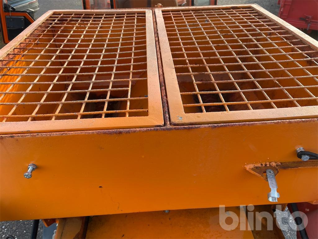 Schneeräumfahrzeug Holder 202 (2007): das Bild 38 Schneeräumfahrzeug Holder 202 (2007): das Bild 38