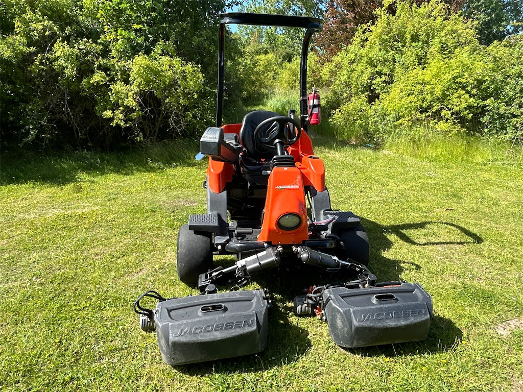 Jacobsen Eclipse 322 - Mähwerk: das Bild 4 Jacobsen Eclipse 322 - Mähwerk: das Bild 4