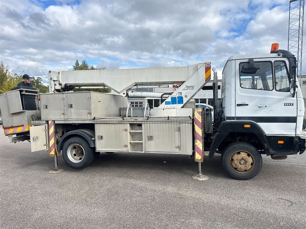 MERCEDES BENZ 817 - LKW mit Arbeitsbühne: das Bild 4 MERCEDES BENZ 817 - LKW mit Arbeitsbühne: das Bild 4