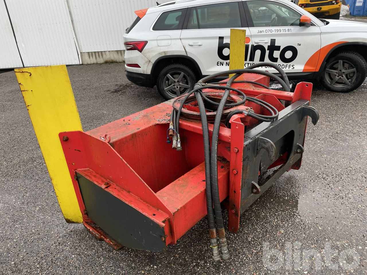 Med två hydrauliska strutar - Schneefräse: das Bild 5 Med två hydrauliska strutar - Schneefräse: das Bild 5