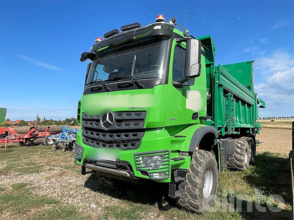 Mercedes Benz AROCS 3351 AK (2020) mit TEBBE Aufbau - Müllwagen: das Bild 1 Mercedes Benz AROCS 3351 AK (2020) mit TEBBE Aufbau - Müllwagen: das Bild 1