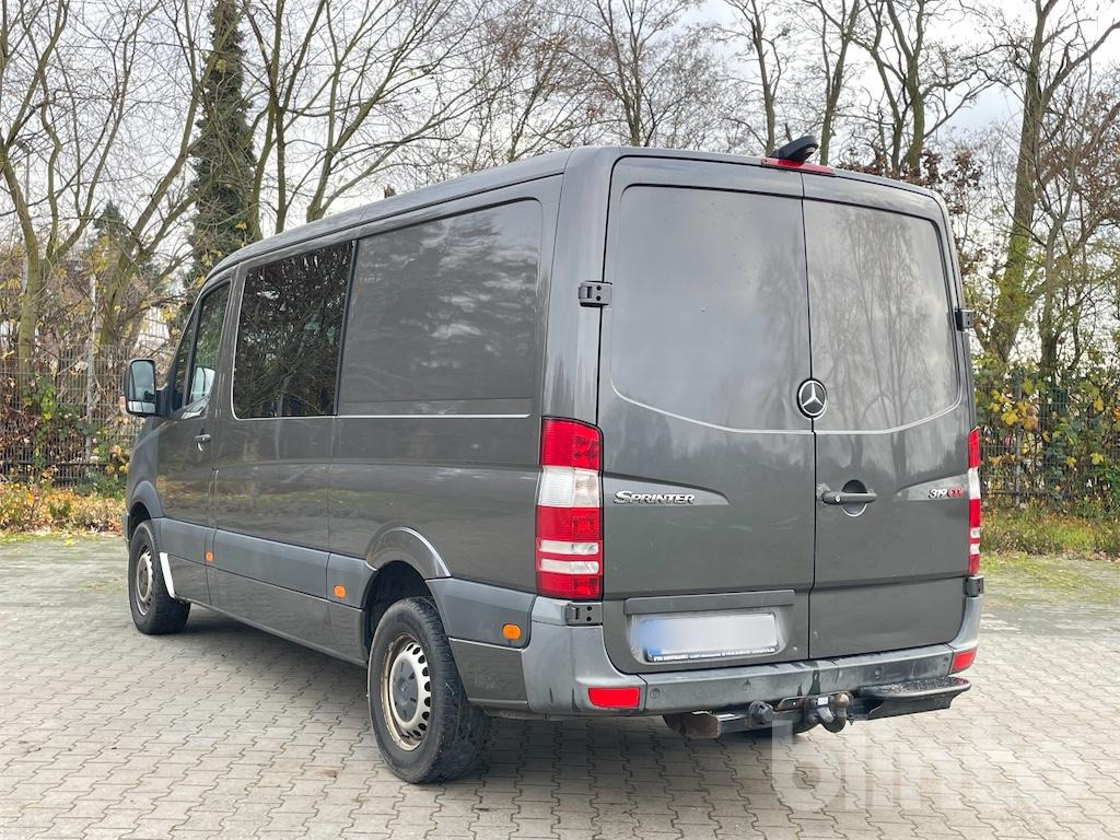 Mercedes Benz Sprinter 319 CDI - Kastenwagen: das Bild 4 Mercedes Benz Sprinter 319 CDI - Kastenwagen: das Bild 4