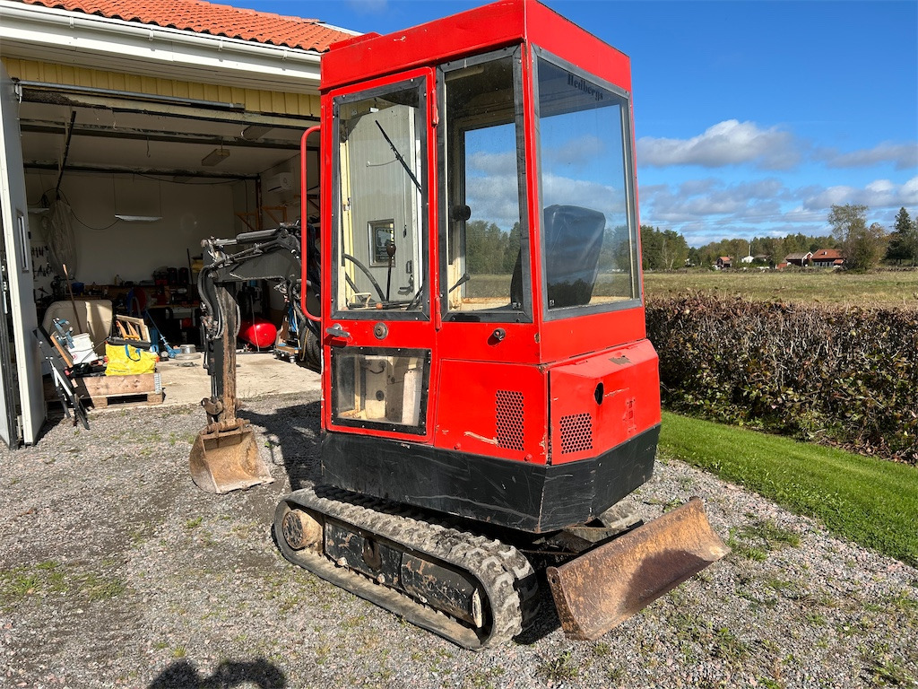 Nissan N120 - Minibagger: das Bild 5 Nissan N120 - Minibagger: das Bild 5
