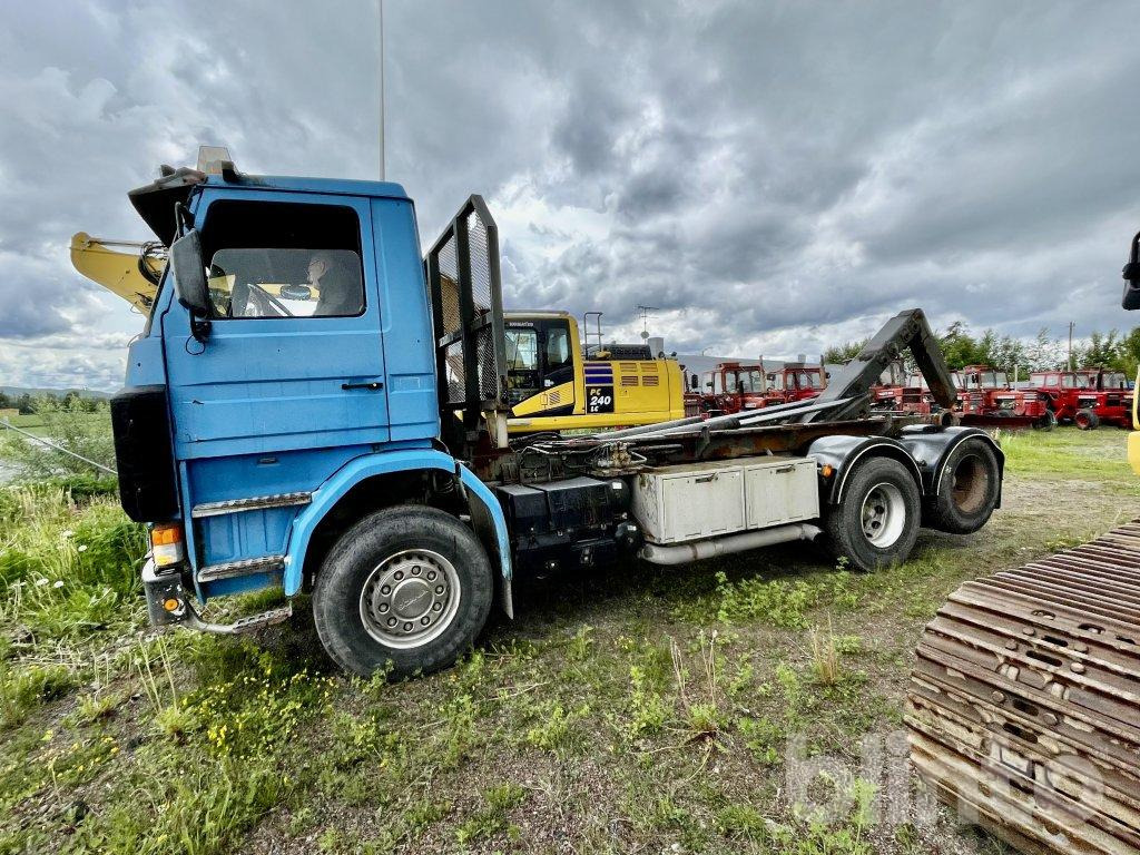 SCANIA R143HL6X2 AVK - Abrollkipper: das Bild 4 SCANIA R143HL6X2 AVK - Abrollkipper: das Bild 4
