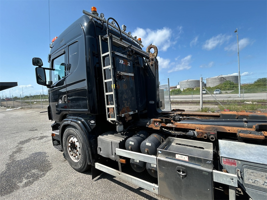 Abrollkipper SCANIA R480LB8X4*4HNB: das Bild 18