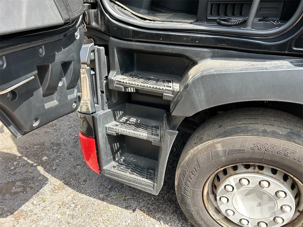 Sattelzugmaschine Renault T460: das Bild 50
