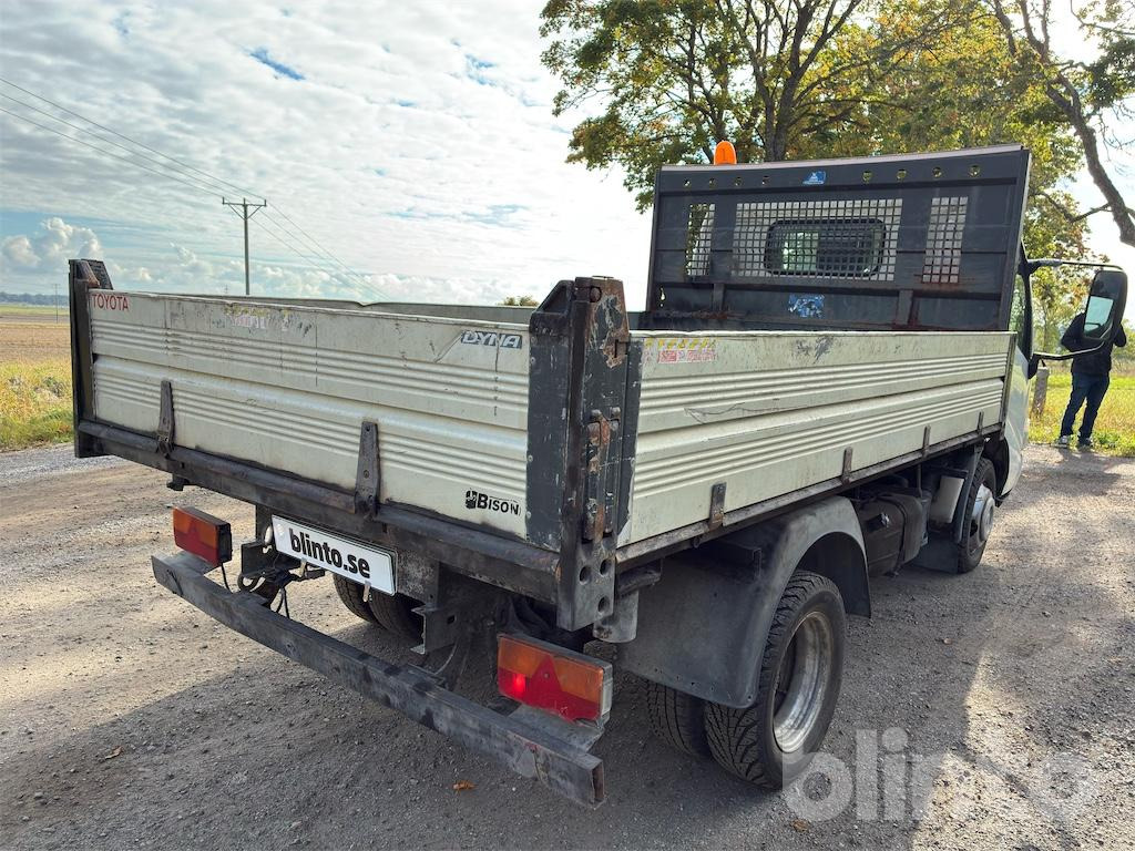 TOYOTA DYNA 150 - Pritsche LKW: das Bild 5 TOYOTA DYNA 150 - Pritsche LKW: das Bild 5