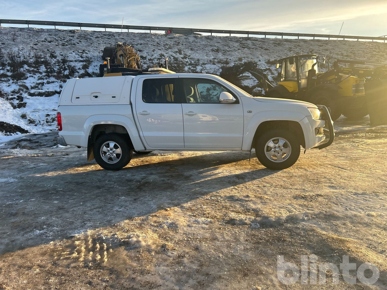 VOLKSWAGEN, VW 2HS2 - Transporter: das Bild 4 VOLKSWAGEN, VW 2HS2 - Transporter: das Bild 4