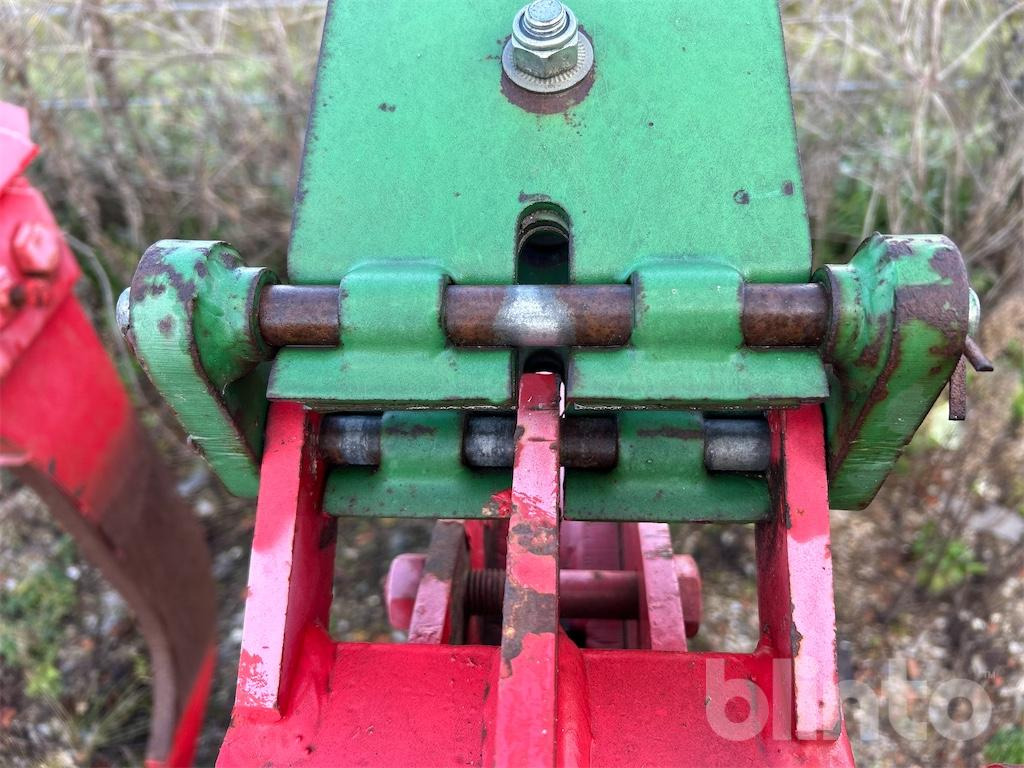 Tiefenlockerer UNIA KRET 7: das Bild 38