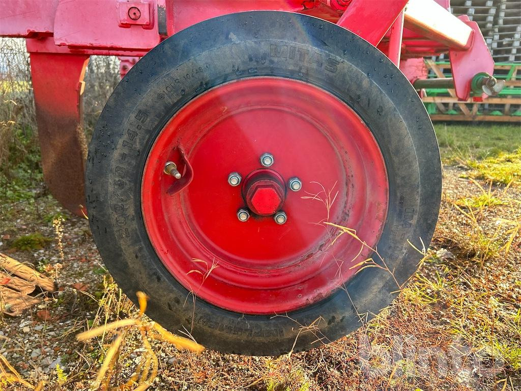 Tiefenlockerer UNIA KRET 7: das Bild 8