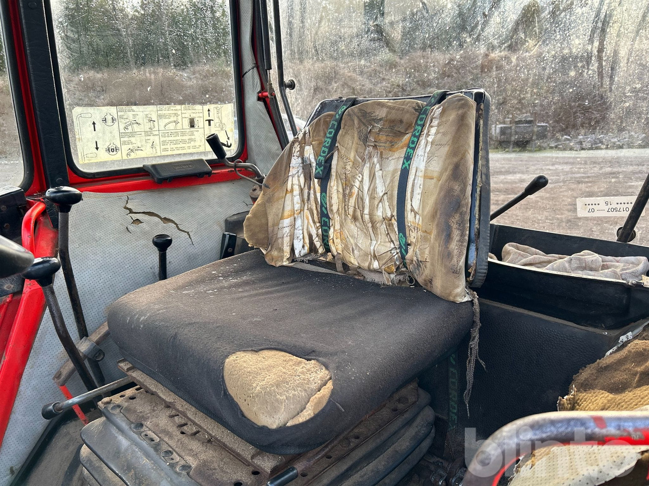 Traktor VALMET 405-4: das Bild 24 Traktor VALMET 405-4: das Bild 24