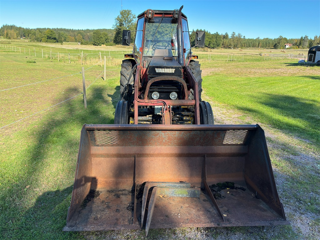 VALMET 502 - Traktor: das Bild 2 VALMET 502 - Traktor: das Bild 2