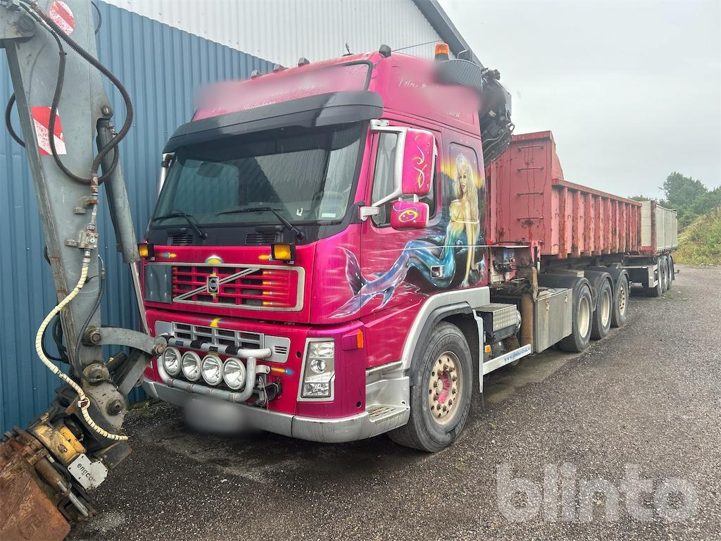 VOLVO FM12-43 8X4 - Abrollkipper, Autokran: das Bild 2 VOLVO FM12-43 8X4 - Abrollkipper, Autokran: das Bild 2