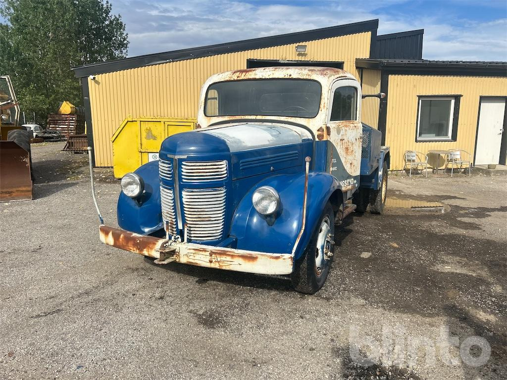 VOLVO L 224 K - Abschleppwagen: das Bild 2 VOLVO L 224 K - Abschleppwagen: das Bild 2