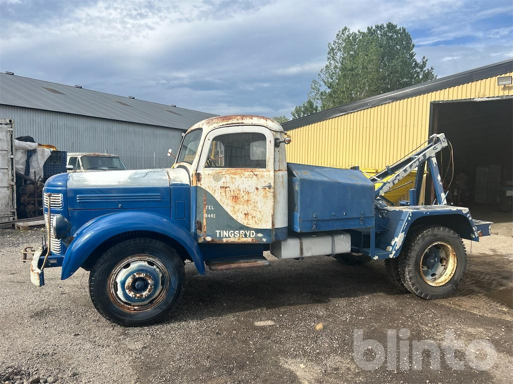 VOLVO L 224 K - Abschleppwagen: das Bild 1 VOLVO L 224 K - Abschleppwagen: das Bild 1