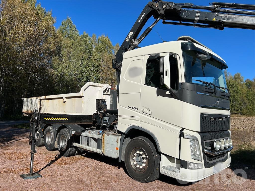 Volvo FH500 - Abrollkipper, Autokran: das Bild 1 Volvo FH500 - Abrollkipper, Autokran: das Bild 1