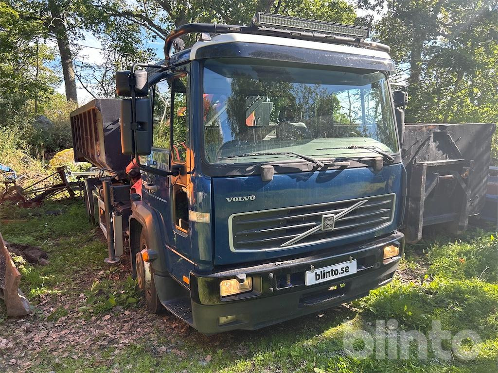 Volvo FL 250 - Pritsche LKW, Autokran: das Bild 2 Volvo FL 250 - Pritsche LKW, Autokran: das Bild 2