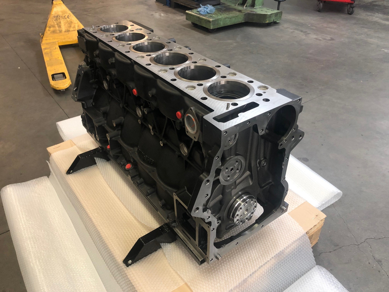 SHORTBLOCK MAN D2676 EURO 6c (camion) - Zylinderblock für LKW: das Bild 1 SHORTBLOCK MAN D2676 EURO 6c (camion) - Zylinderblock für LKW: das Bild 1