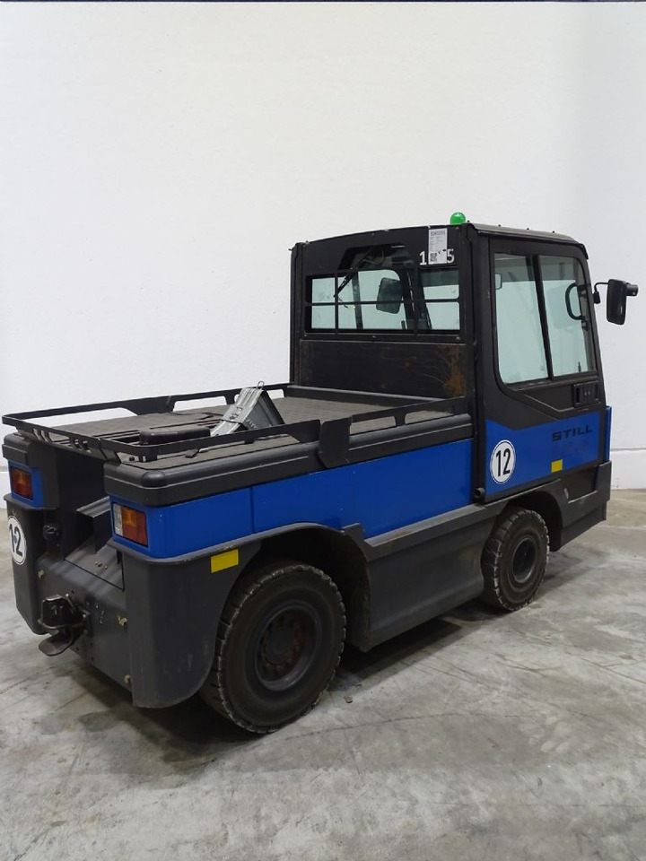 Linde P250 - Schleppfahrzeug: das Bild 2 Linde P250 - Schleppfahrzeug: das Bild 2