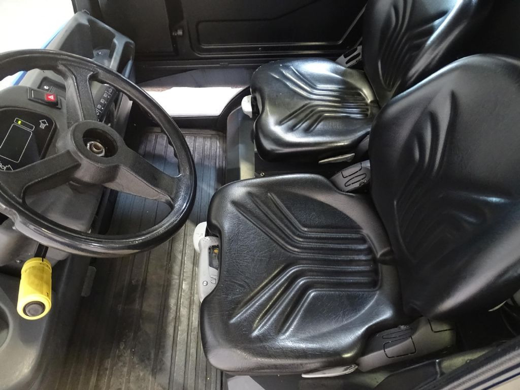 Linde P250 - Schleppfahrzeug: das Bild 3 Linde P250 - Schleppfahrzeug: das Bild 3