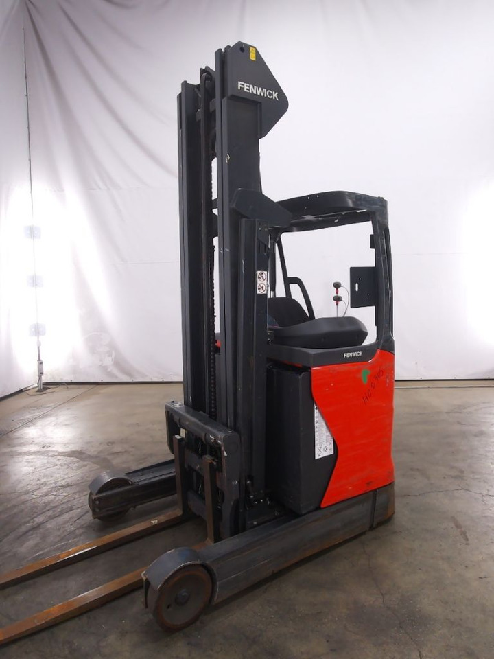 Linde R14 - Schubmaststapler: das Bild 1 Linde R14 - Schubmaststapler: das Bild 1