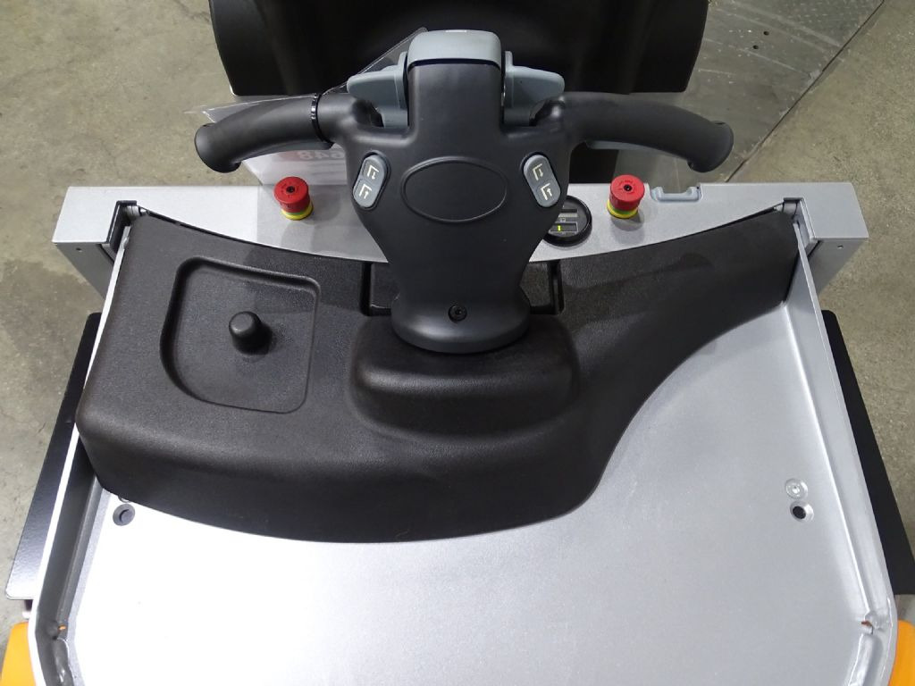 Still COP20/BATT.NEU - Kommissionierer: das Bild 3 Still COP20/BATT.NEU - Kommissionierer: das Bild 3