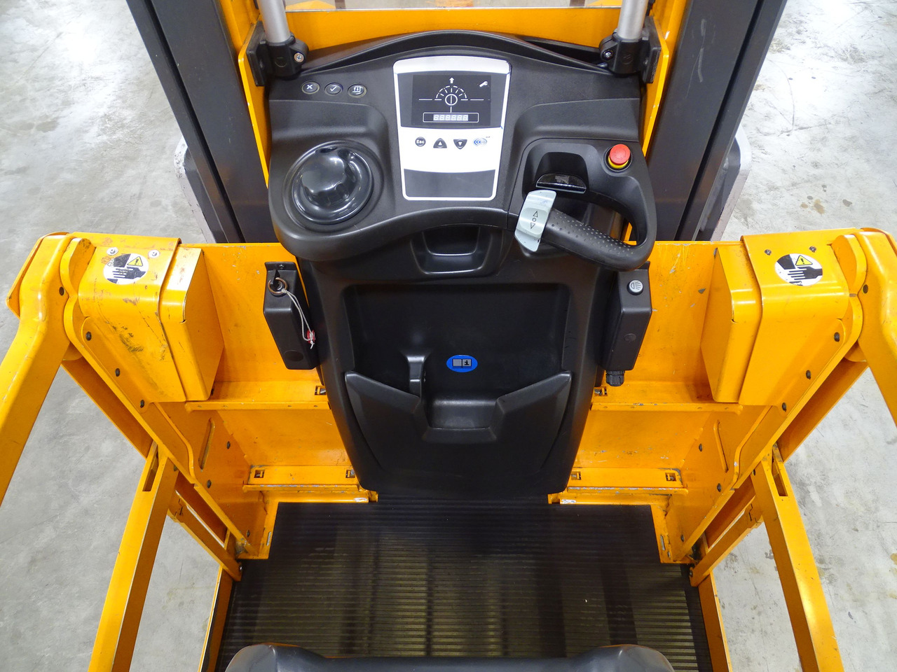 Still EK-X10 - Kommissionierer: das Bild 3 Still EK-X10 - Kommissionierer: das Bild 3