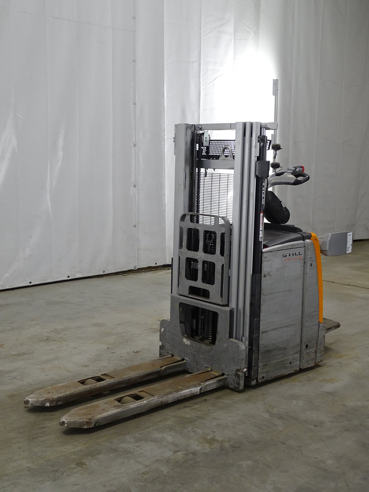 Still EXV-SF16 - Hochhubwagen: das Bild 1 Still EXV-SF16 - Hochhubwagen: das Bild 1