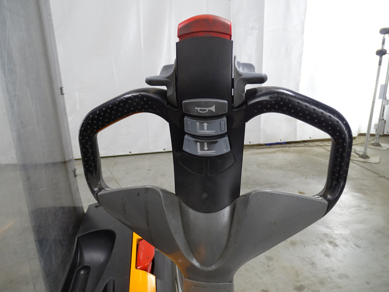 Still EXV12 - Hochhubwagen: das Bild 3 Still EXV12 - Hochhubwagen: das Bild 3