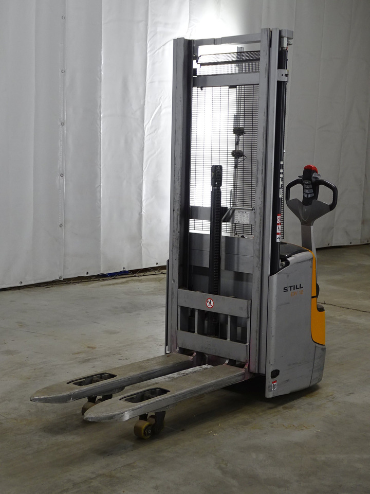 Still EXV12I - Hochhubwagen: das Bild 1 Still EXV12I - Hochhubwagen: das Bild 1