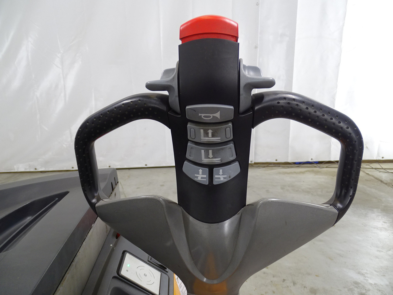 Still EXV14I - Hochhubwagen: das Bild 3 Still EXV14I - Hochhubwagen: das Bild 3