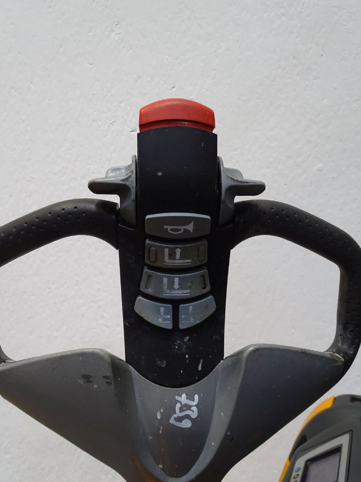 Still EXV14I/EX - Hochhubwagen: das Bild 3 Still EXV14I/EX - Hochhubwagen: das Bild 3