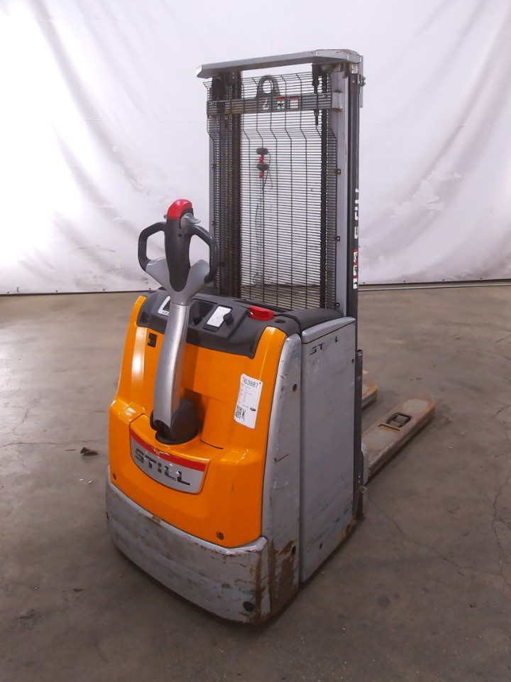 Still EXV16 - Hochhubwagen: das Bild 2 Still EXV16 - Hochhubwagen: das Bild 2