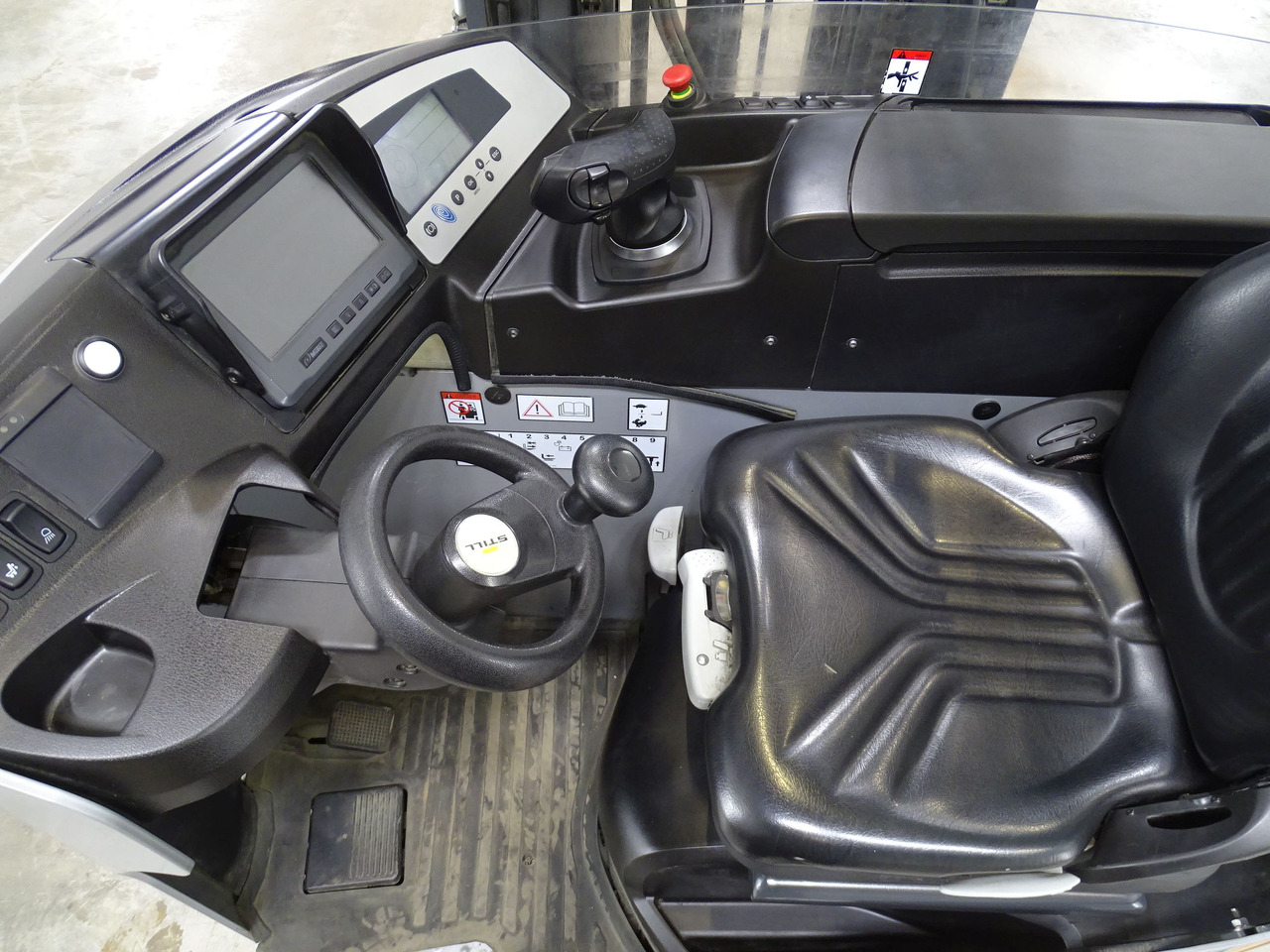 Still FM-X14 - Schubmaststapler: das Bild 3 Still FM-X14 - Schubmaststapler: das Bild 3