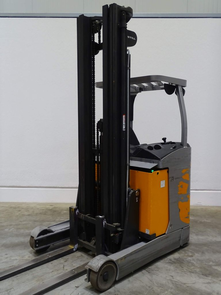 Still FM-X17 - Schubmaststapler: das Bild 1 Still FM-X17 - Schubmaststapler: das Bild 1