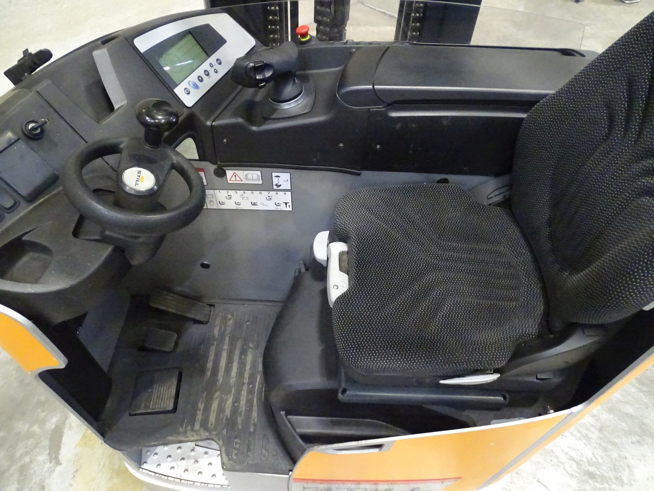 Still FM-X17 - Schubmaststapler: das Bild 3 Still FM-X17 - Schubmaststapler: das Bild 3