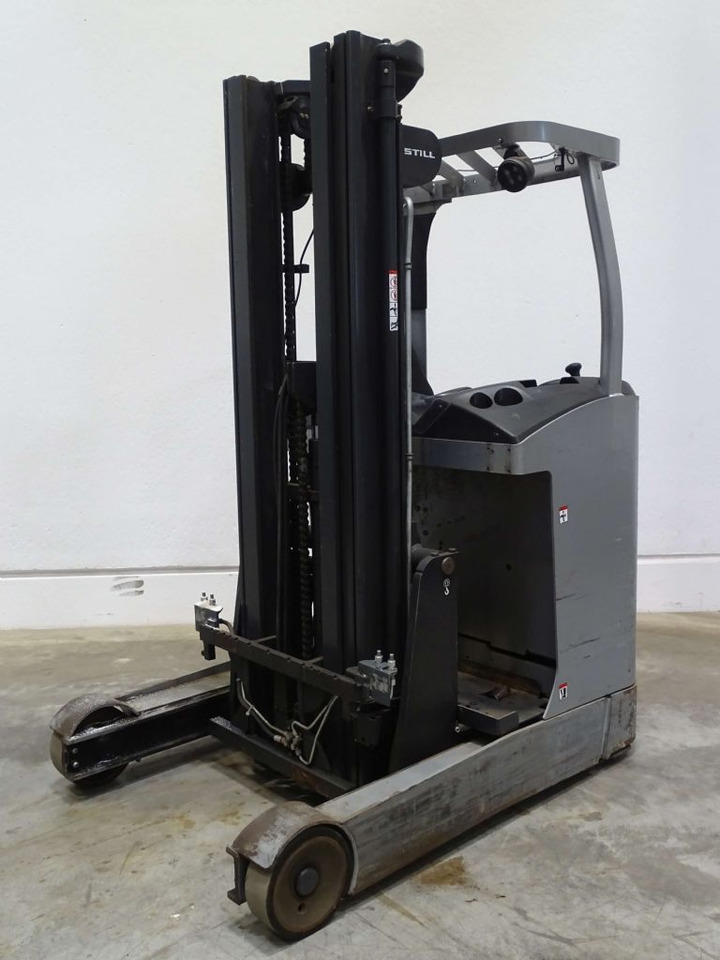 Still FM-X17 - Schubmaststapler: das Bild 1 Still FM-X17 - Schubmaststapler: das Bild 1