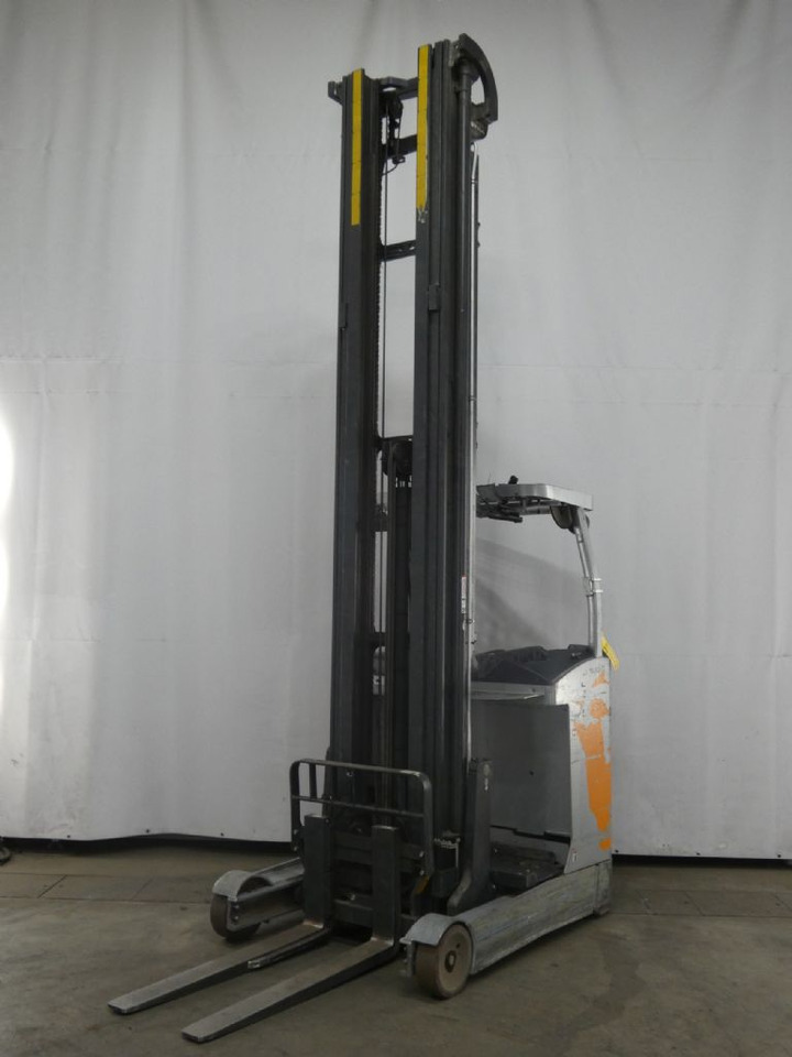 Still FM-X17 - Schubmaststapler: das Bild 1 Still FM-X17 - Schubmaststapler: das Bild 1
