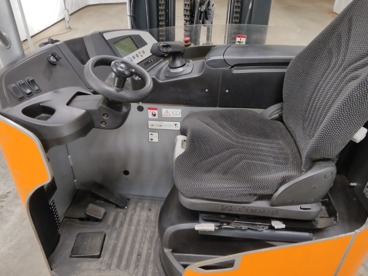 Still FM-X17 - Schubmaststapler: das Bild 3 Still FM-X17 - Schubmaststapler: das Bild 3