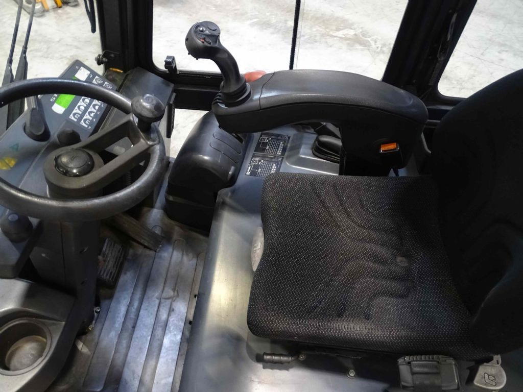 Still R60-40 - Elektrostapler: das Bild 3 Still R60-40 - Elektrostapler: das Bild 3