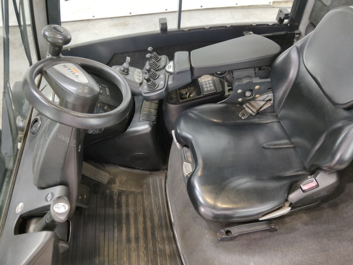 Still RX70-35 - Dieselstapler: das Bild 3 Still RX70-35 - Dieselstapler: das Bild 3