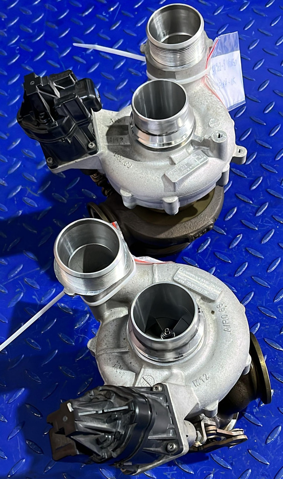 BMW Turbochargers S63 V8 7852372/7852373 - Turbolader: das Bild 4 BMW Turbochargers S63 V8 7852372/7852373 - Turbolader: das Bild 4
