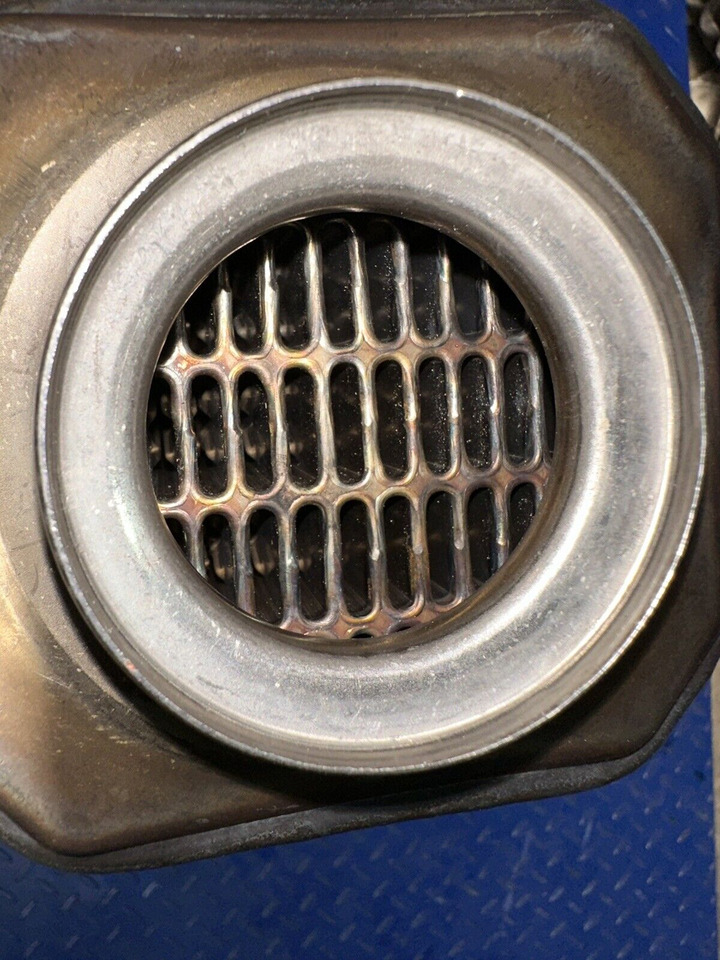 DETROIT DD15 A4721401575 - AGR-Kühler für LKW: das Bild 5 DETROIT DD15 A4721401575 - AGR-Kühler für LKW: das Bild 5