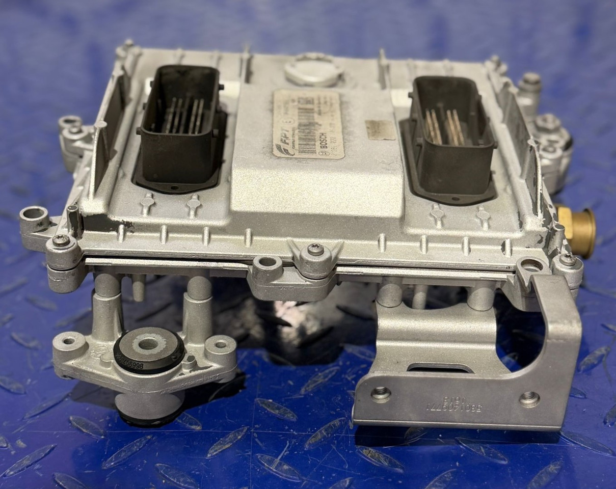 Iveco Engine Control Unit - Steuergerät für LKW: das Bild 3 Iveco Engine Control Unit - Steuergerät für LKW: das Bild 3