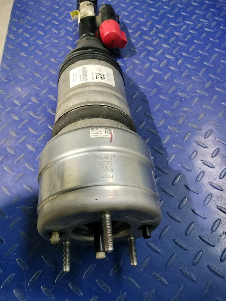 MERCEDES-BENZ A2133202300 MERCEDES BENZ E Class W213 - Stoßdämpfer für LKW: das Bild 1 MERCEDES-BENZ A2133202300 MERCEDES BENZ E Class W213 - Stoßdämpfer für LKW: das Bild 1